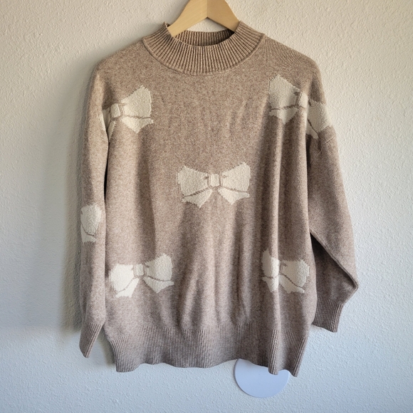 Emma's Expressions Bow Beige Tan Crew Neck Sweater Top Womens Size XL - Picture 2 of 7